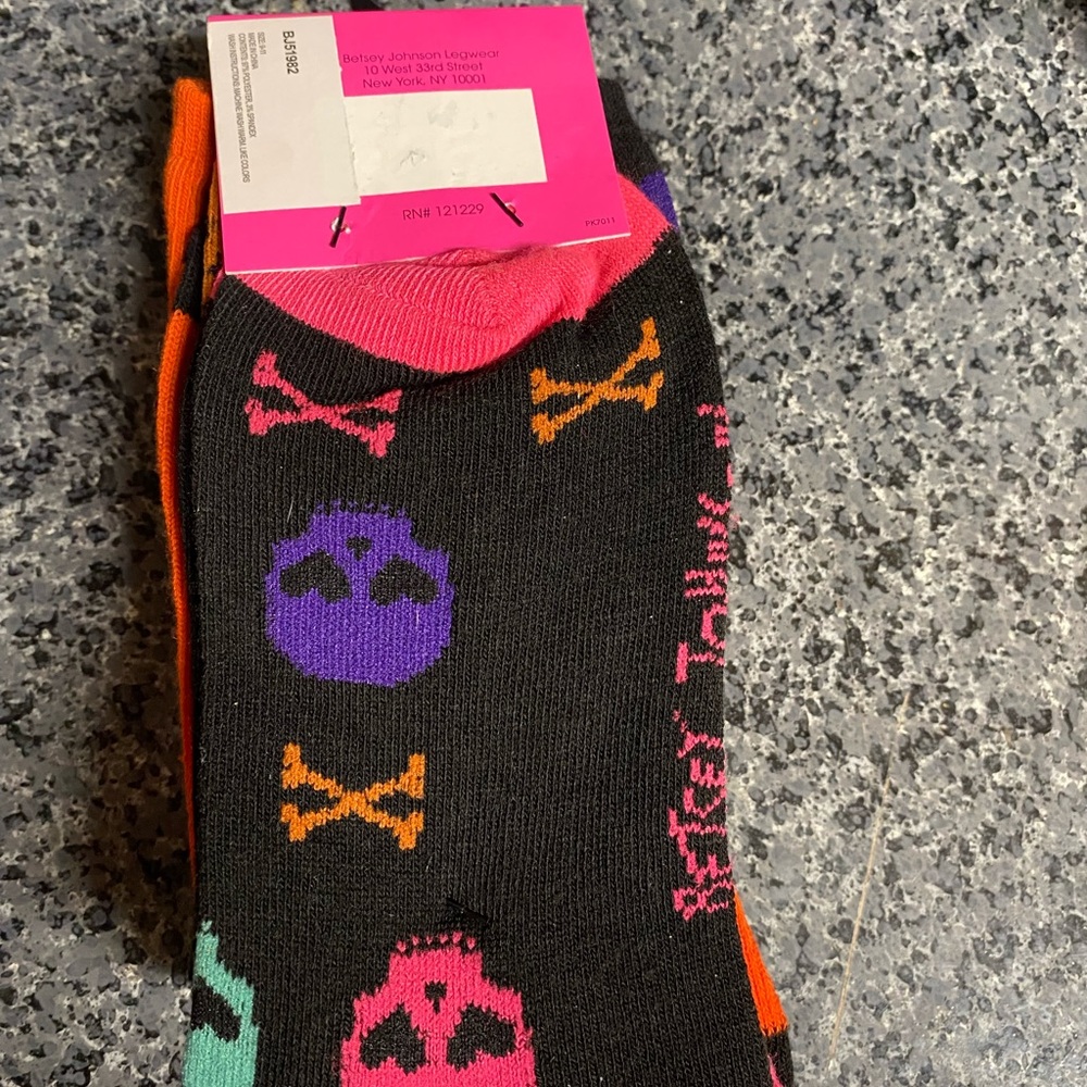 3 pack of Betsey Johnson socks - Picture 2 of 4